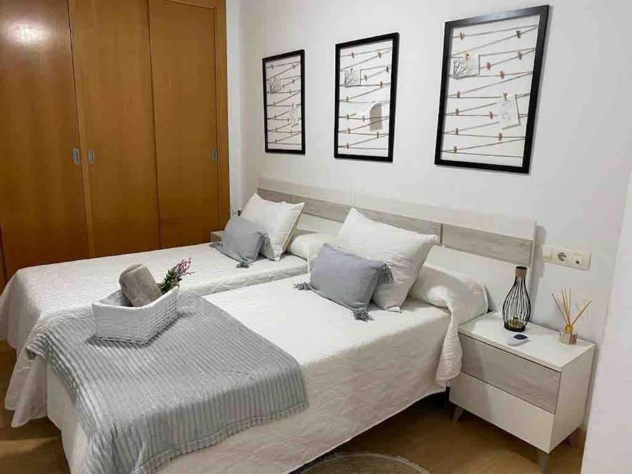 Precioso Apartamento En Zona De Playa アルメリア エクステリア 写真