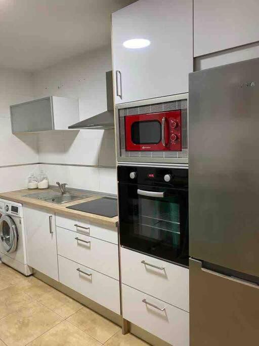 Precioso Apartamento En Zona De Playa アルメリア エクステリア 写真